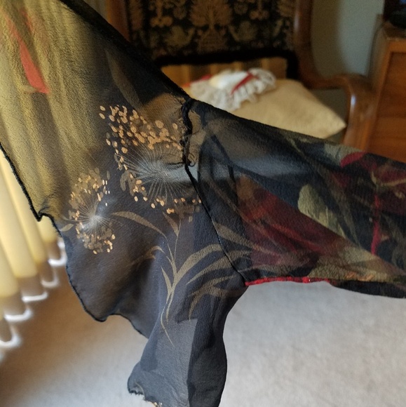 100% silk sheer blouse. M USA made - Picture 4 of 4